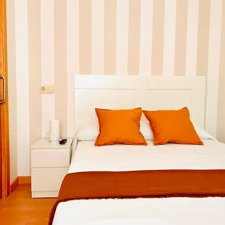 Family&groups Space, Santiago Center Ii - No Kitchen Apartment *