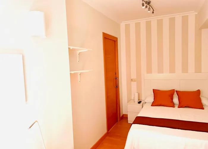 Family & Groups Space, Santiago Center Ii - No Kitchen سانتياغو دي كومبوستيلا